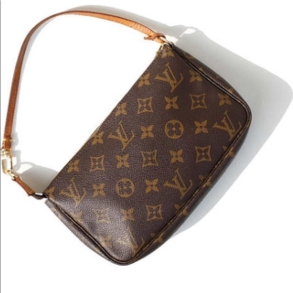 Louis Vuitton Handbags - ✨SOLD✨LV pochette